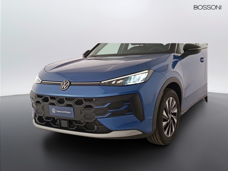 13 - Volkswagen T-Roc 1.5 etsi act 115cv life dsg