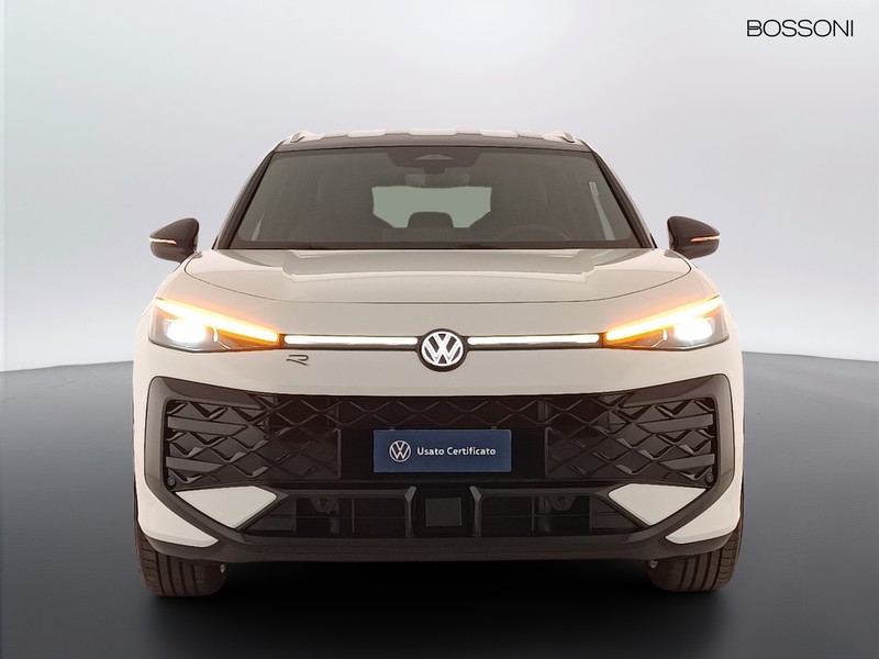 31 - Volkswagen T-Roc 1.5 etsi act 150cv r-line dsg