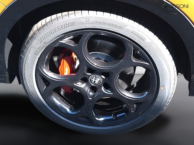 13 - Alfa Romeo Tonale 1.5 hybrid 175cv veloce tct7
