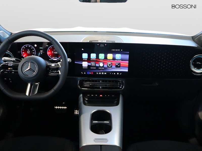 13 - Mercedes GLB 200 advanced plus 8g-edct
