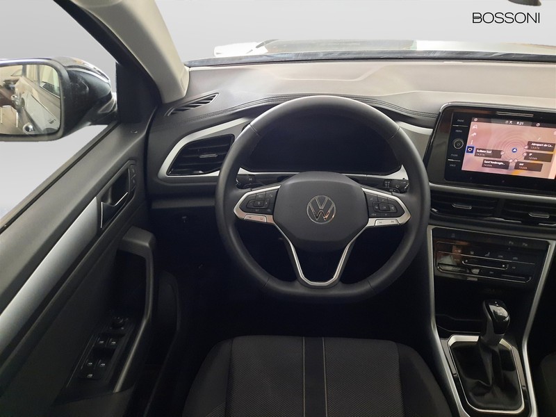 7 - Volkswagen T-Roc 2.0 tdi scr 150cv life dsg