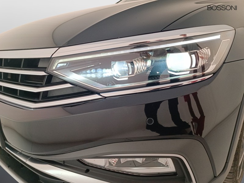 25 - Volkswagen Passat alltrack 2.0 tdi scr 200cv 4motion dsg