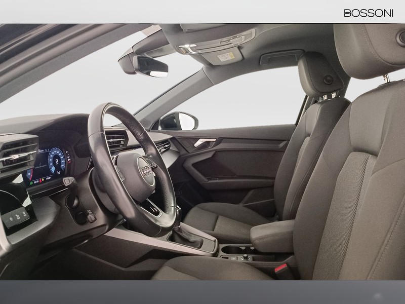 25 - Audi A3 sportback 30 1.0 tfsi business