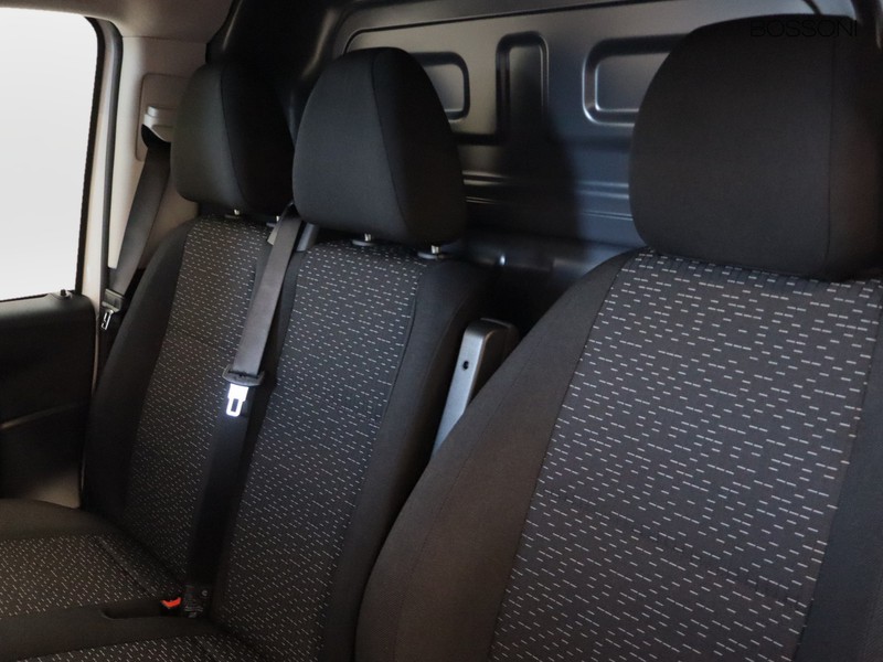 7 - Mercedes Vans Vito furgone 116 cdi long pro