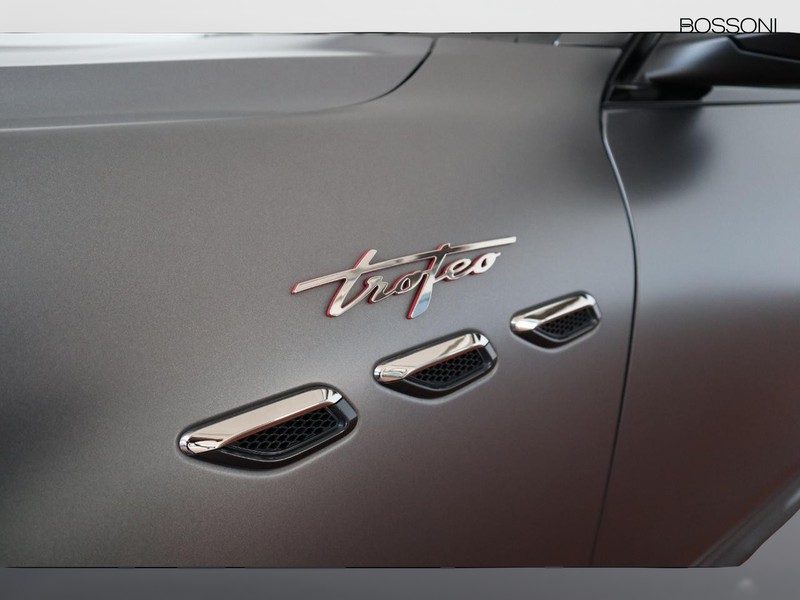 19 - Maserati Grecale 3.0 v6 v6 530cv trofeo awd