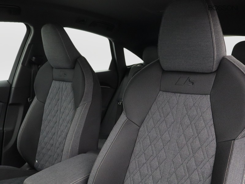 7 - Audi Q5 sportback 2.0 tdi mhev+ 204cv s line edition quattro