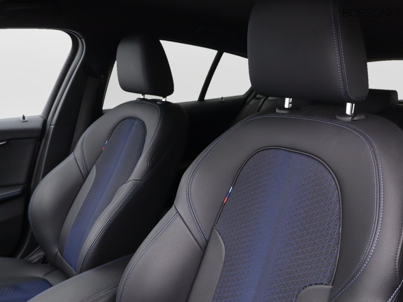 7 - BMW Serie 1 5 porte 118i 136cv msport dct