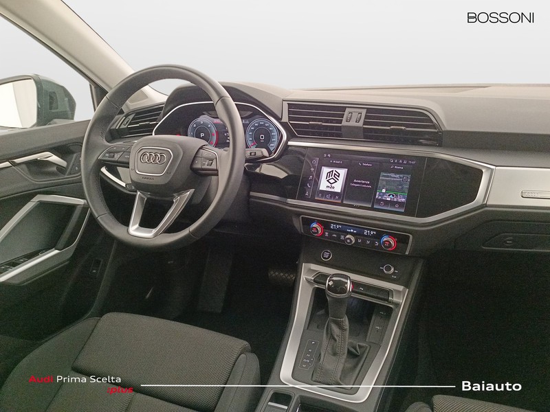 7 - Audi Q3 35 2.0 tdi s line edition s tronic