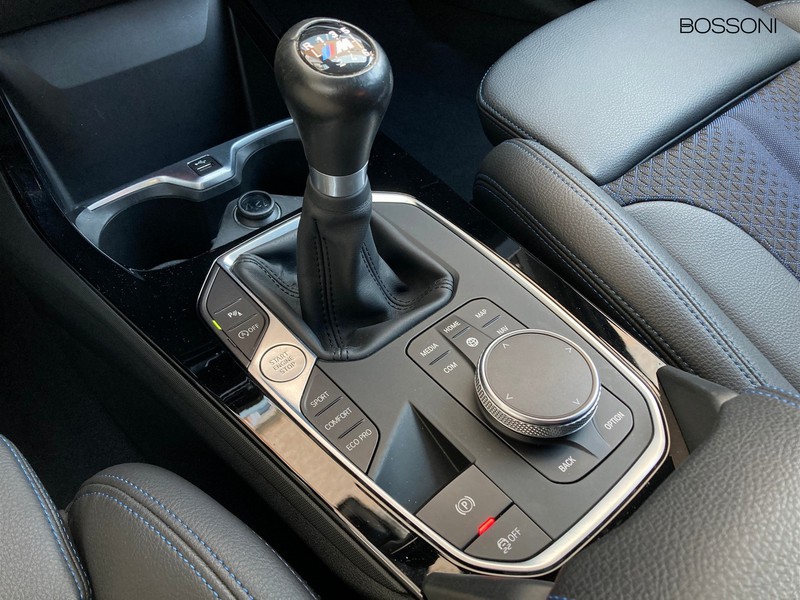 19 - BMW Serie 1 5 porte 116d scr msport