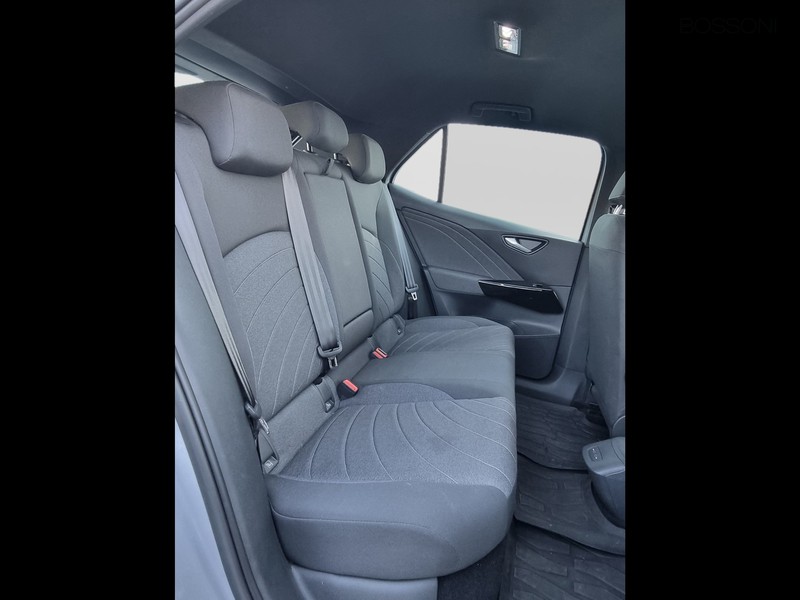 13 - Volkswagen ID.3 77 kwh pro s