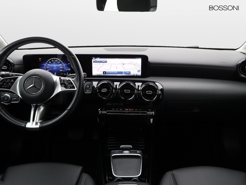 13 - Mercedes Classe A 180 d advanced speedshift dct amg 8g