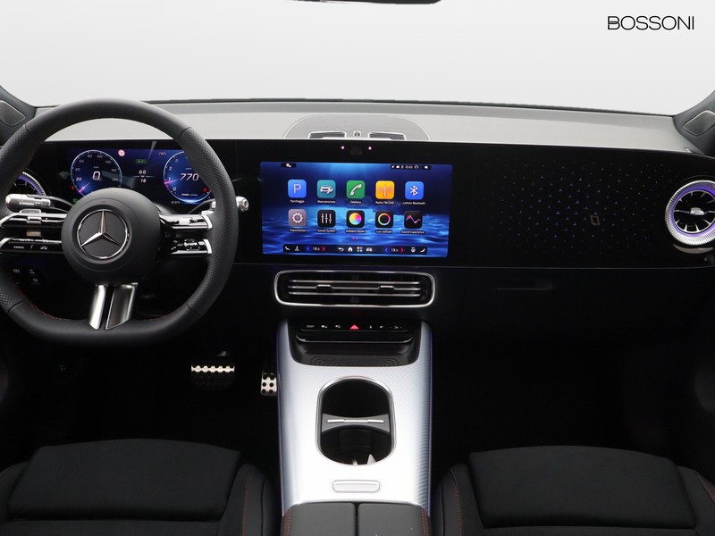 13 - Mercedes GLB 200 advanced plus 8g-edct