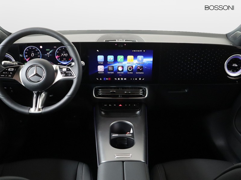13 - Mercedes GLB 200 advanced plus 8g-edct