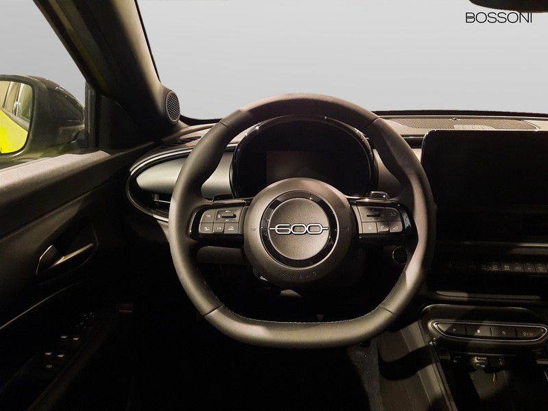 7 - Fiat 600 1.2 hybrid 145cv sport edizione milano cortina 2026 edct