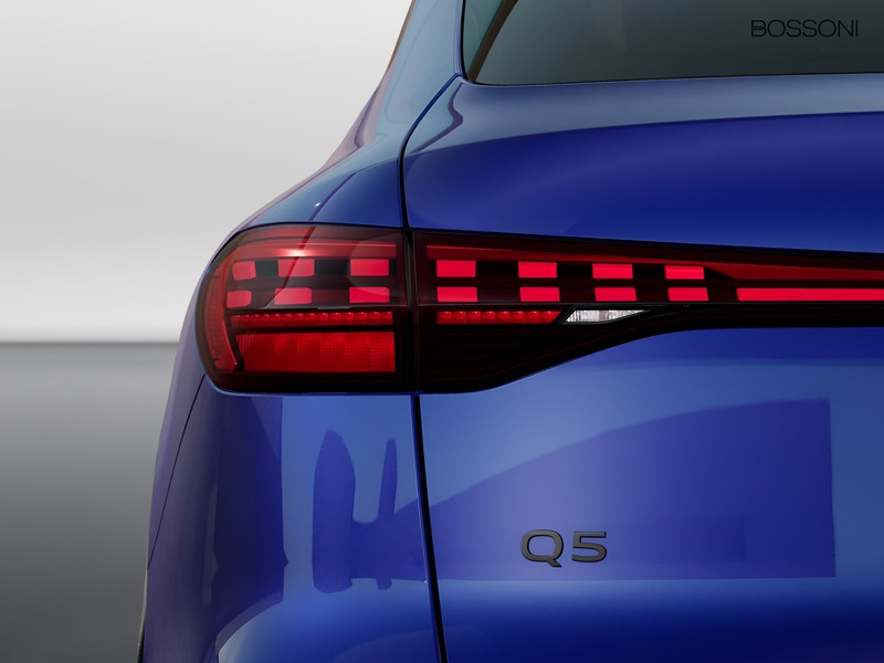 7 - Audi Q5 sportback 2.0 tfsi mhev+ 204cv s line edition quattro