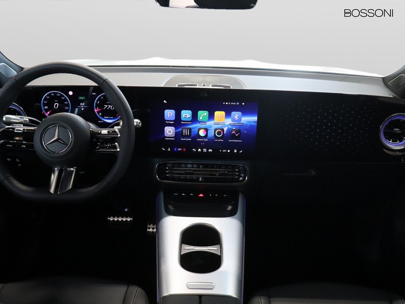 13 - Mercedes GLB 200 advanced plus 8g-edct