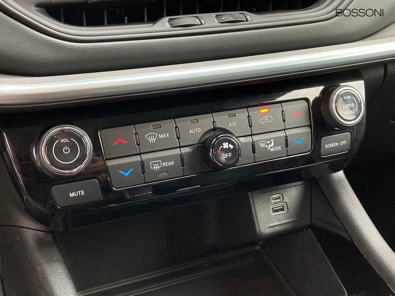 19 - Jeep Compass 1.3 turbo t4 phev business plus 4xe at6