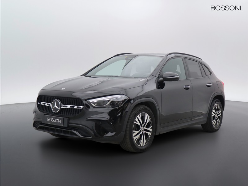 1 - Mercedes GLA 180 d amg line advanced plus 8g-dct
