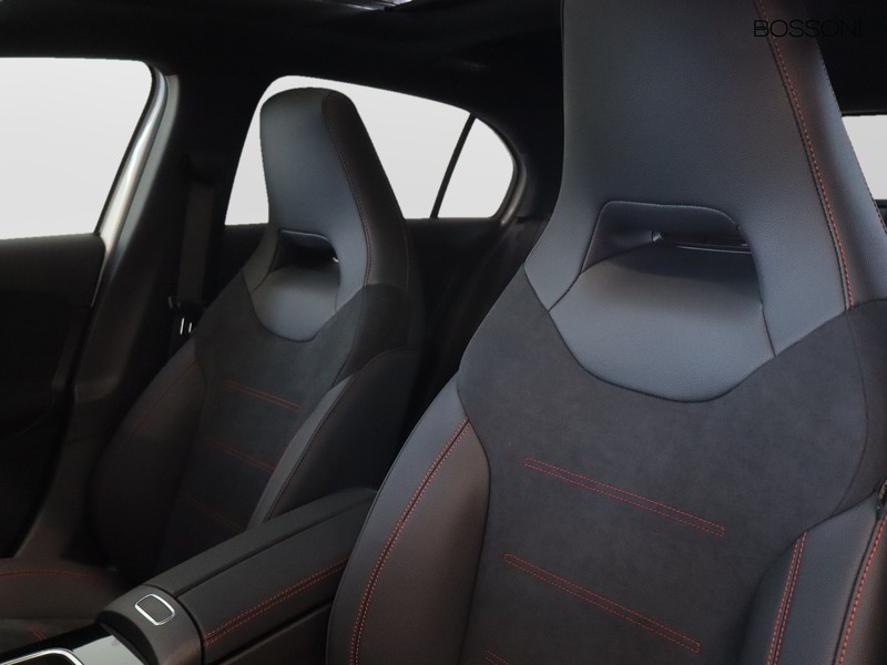 7 - Mercedes Classe A 250 amg line premium 4matic speedshift dct amg 8g
