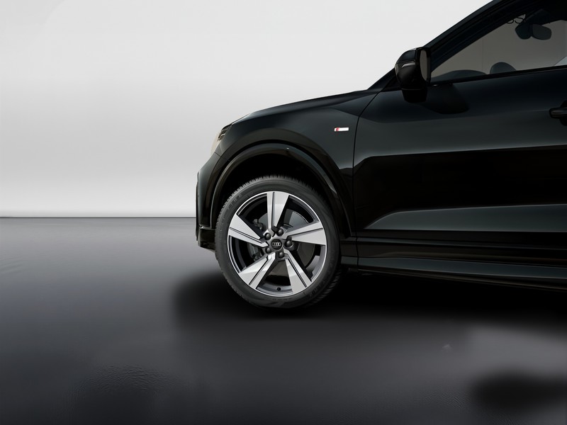 7 - Audi Q2 35 2.0 tdi s line edition s tronic