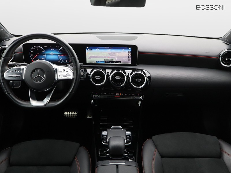 13 - Mercedes Classe A 200 premium 7g-dct
