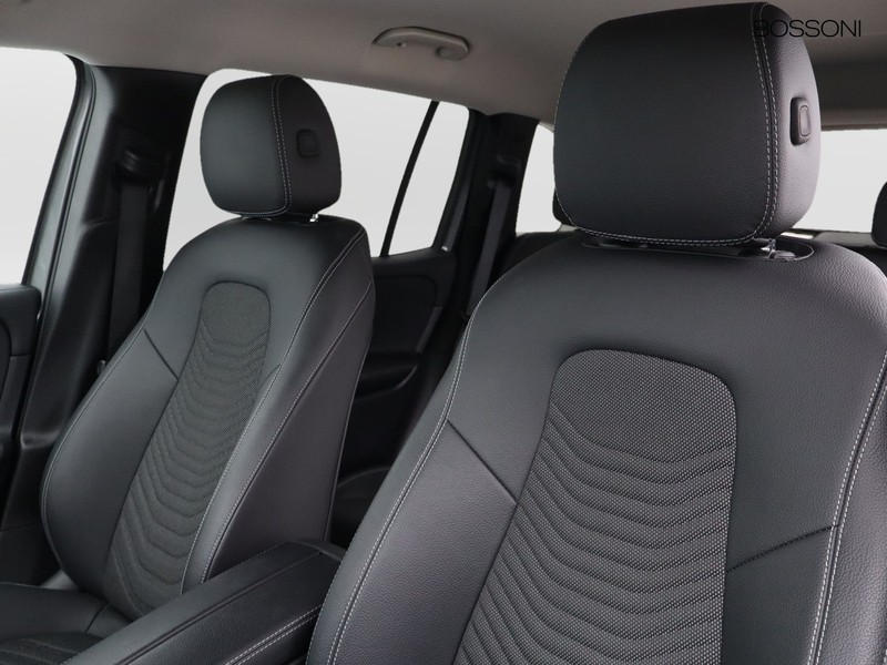 7 - Mercedes GLB 200 d progressive advanced plus 8g-dct