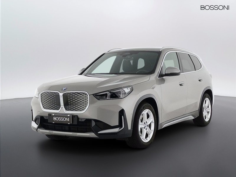 1 - BMW X1 i20 edrive x-line