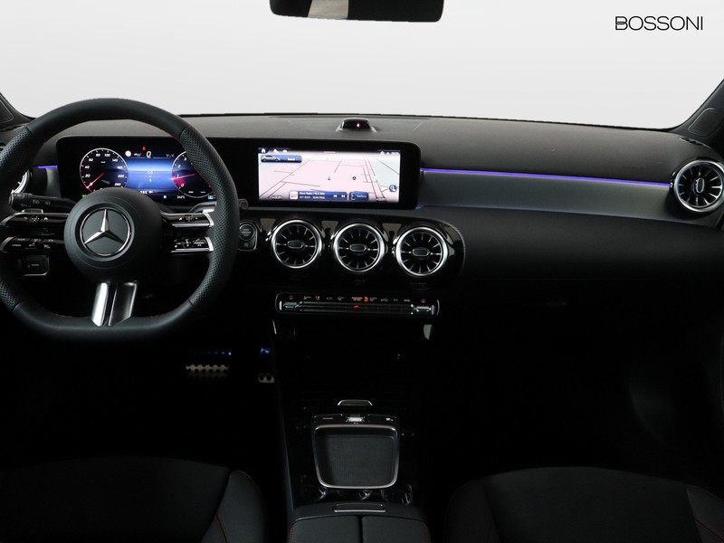 13 - Mercedes Classe A 250 amg line premium 4matic speedshift dct amg 8g