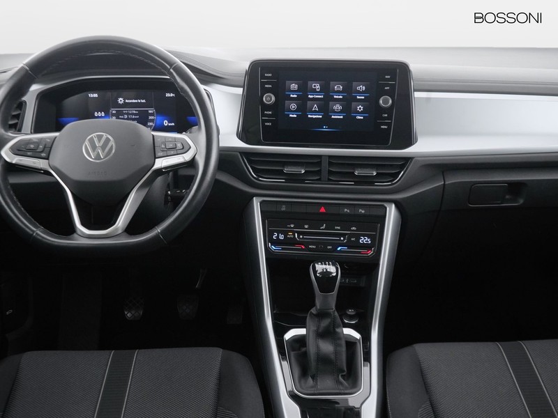 7 - Volkswagen T-Roc 2.0 tdi scr 115cv sport