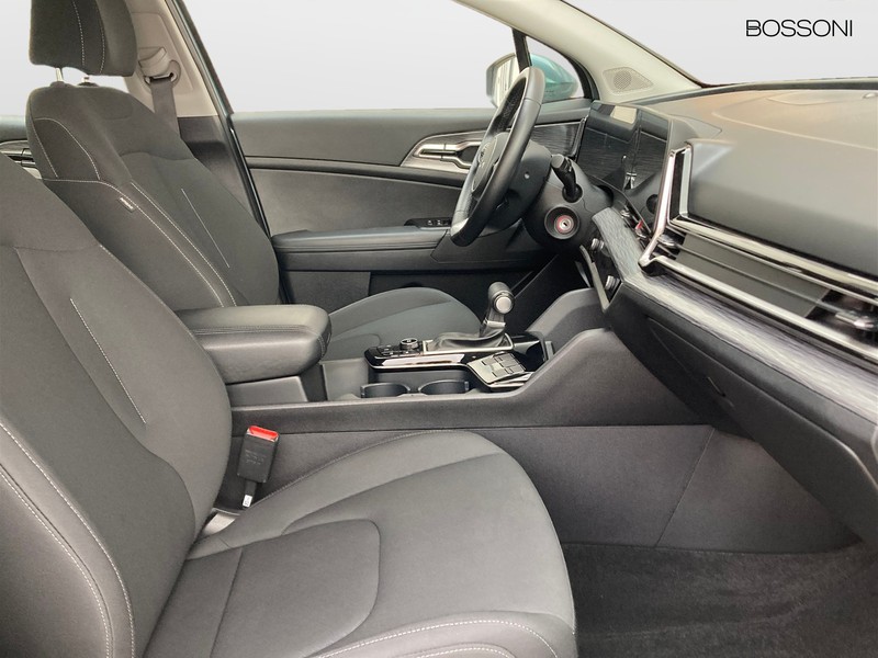 7 - Kia Sportage 1.6 t-gdi mhev business dct