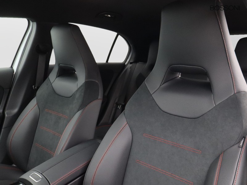 7 - Mercedes Classe A 180 d amg line extra speedshift dct amg 8g