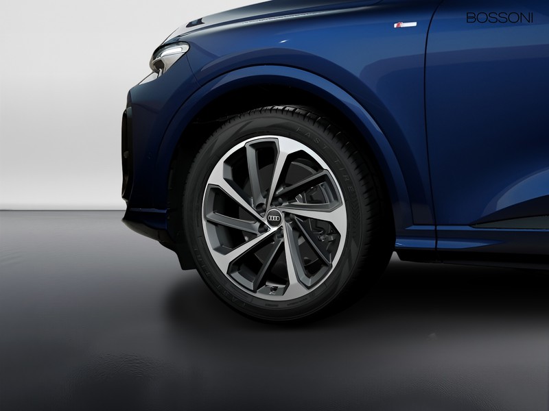 7 - Audi Q5 sportback 2.0 tdi mhev+ 204cv s line edition quattro