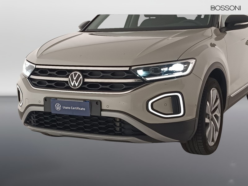13 - Volkswagen T-Roc 2.0 tdi scr 115cv style