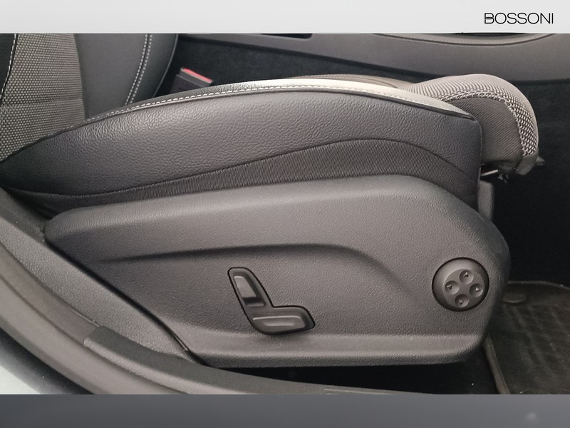 25 - Mercedes Classe E station wagon all-terrain 220 d business sport 4matic 9g-tronic plus my20