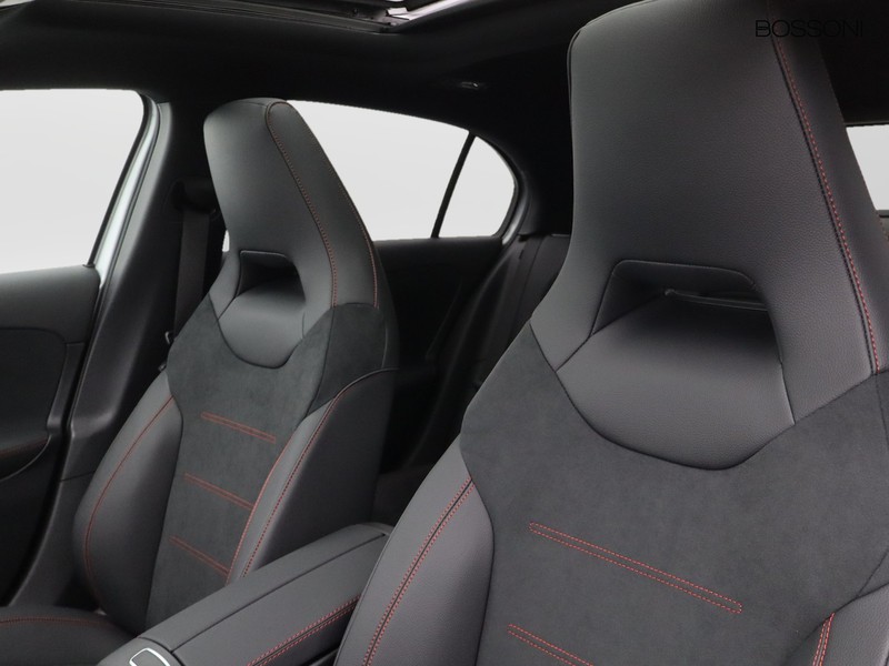 7 - Mercedes Classe A 250 amg line premium 4matic speedshift dct amg 8g
