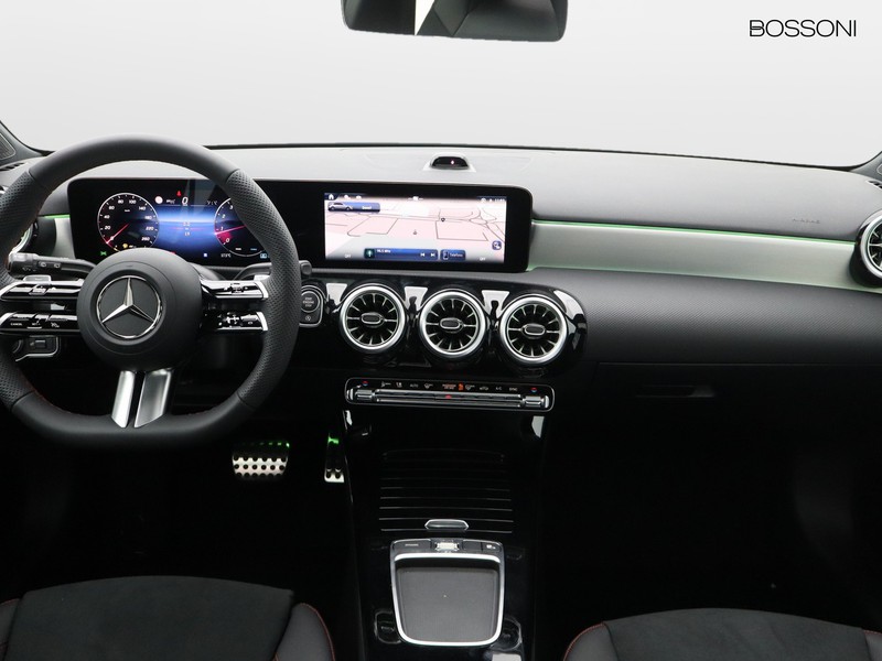 13 - Mercedes Classe A 250 amg line premium 4matic speedshift dct amg 8g