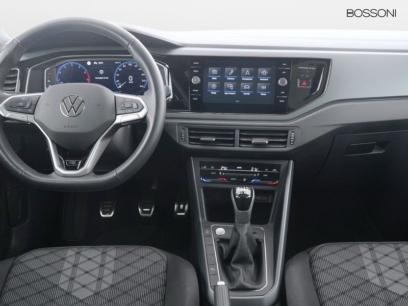 7 - Volkswagen Taigo 1.0 tsi 115cv r-line plus