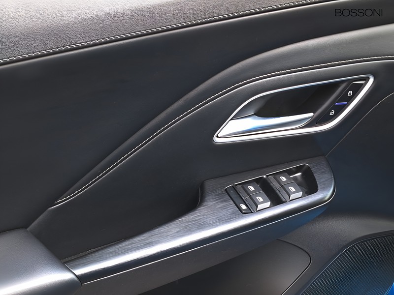 19 - Mg ZS 1.5 hybrid+ luxury auto