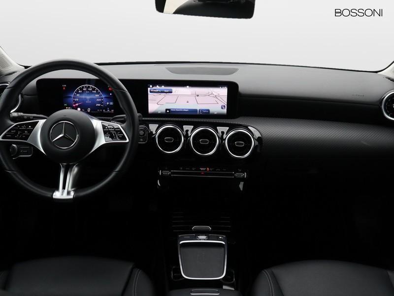13 - Mercedes CLA shooting brake 180 d advanced 8g-dct