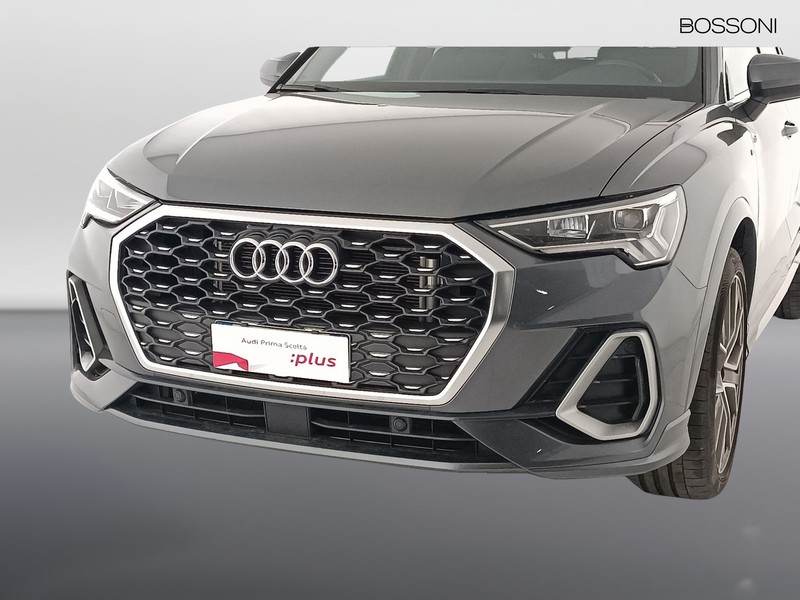 13 - Audi Q3 sportback 35 1.5 tfsi evo2 s line edition