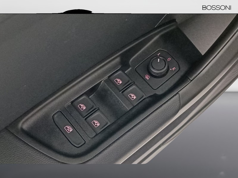 7 - Audi A1 allstreet 30 1.0 tfsi 116cv business s tronic