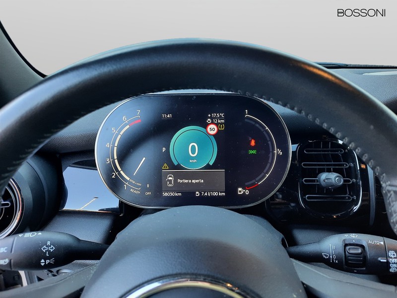 13 - Mini Mini 5 porte 1.5 twin power turbo cooper essential