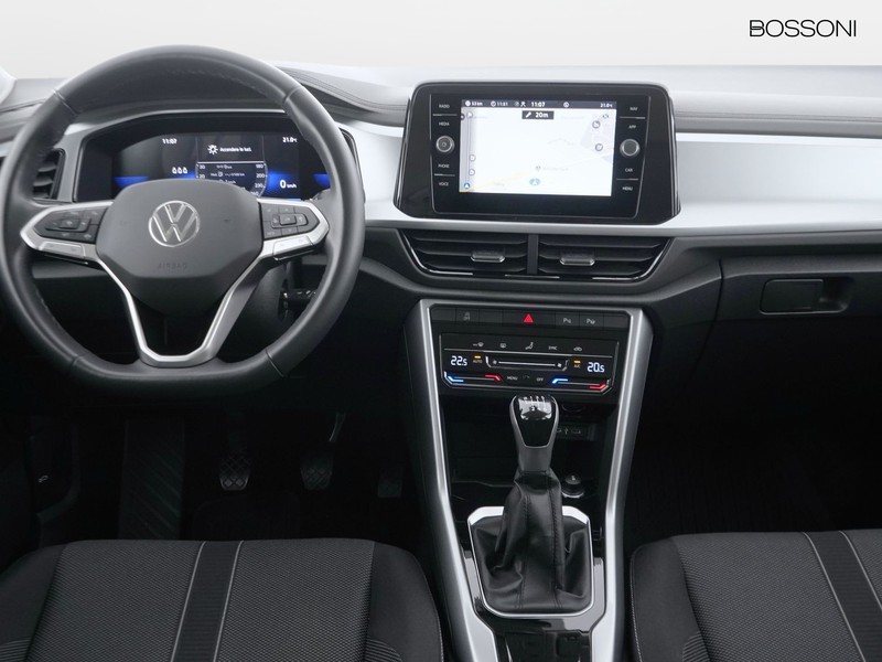 7 - Volkswagen T-Roc 1.0 tsi sport