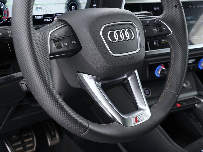 25 - Audi Q3 sportback 40 2.0 tdi 193cv s line edition quattro s tronic