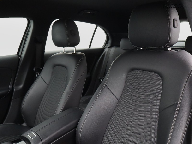 7 - Mercedes Classe A 180 d executive 7g-dct