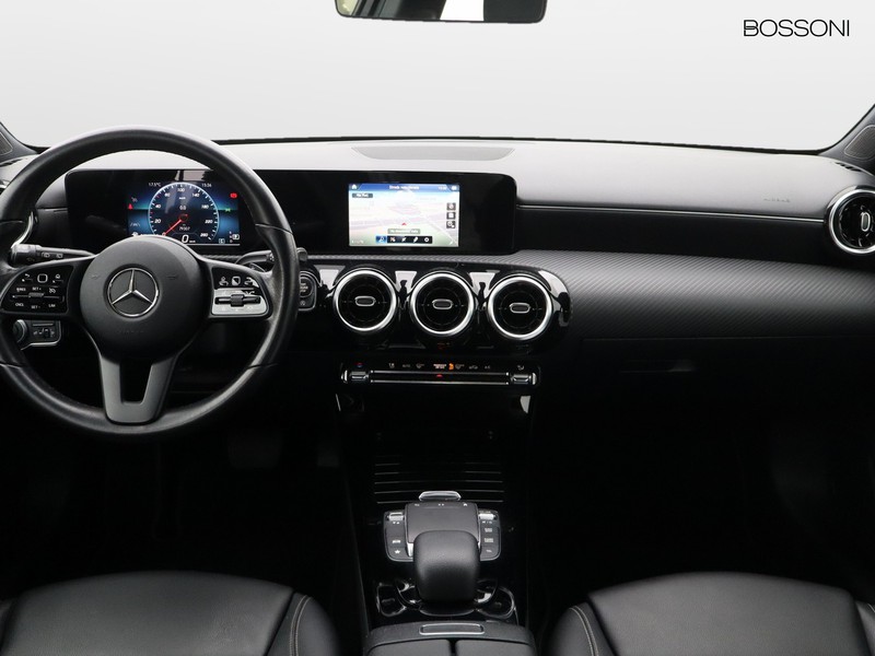 13 - Mercedes Classe A 180 d executive 7g-dct