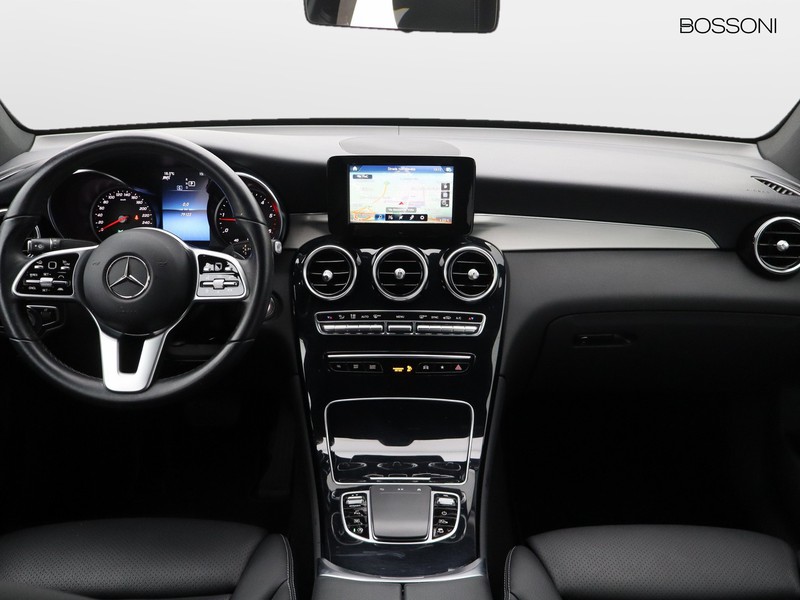 13 - Mercedes GLC coupe 200 d business 4matic 9g-tronic plus