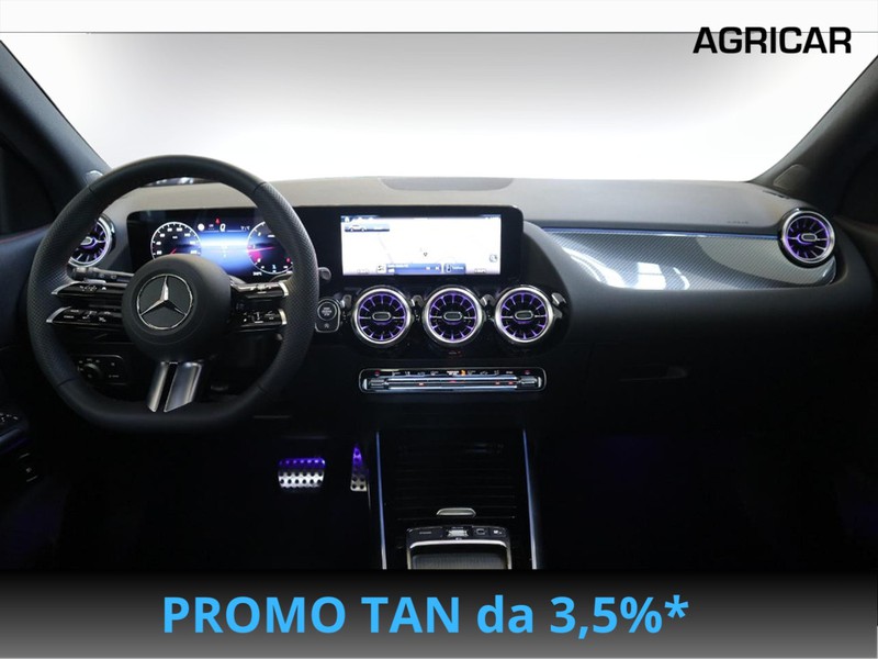 13 - Mercedes GLA 200 d amg line premium 8g-dct