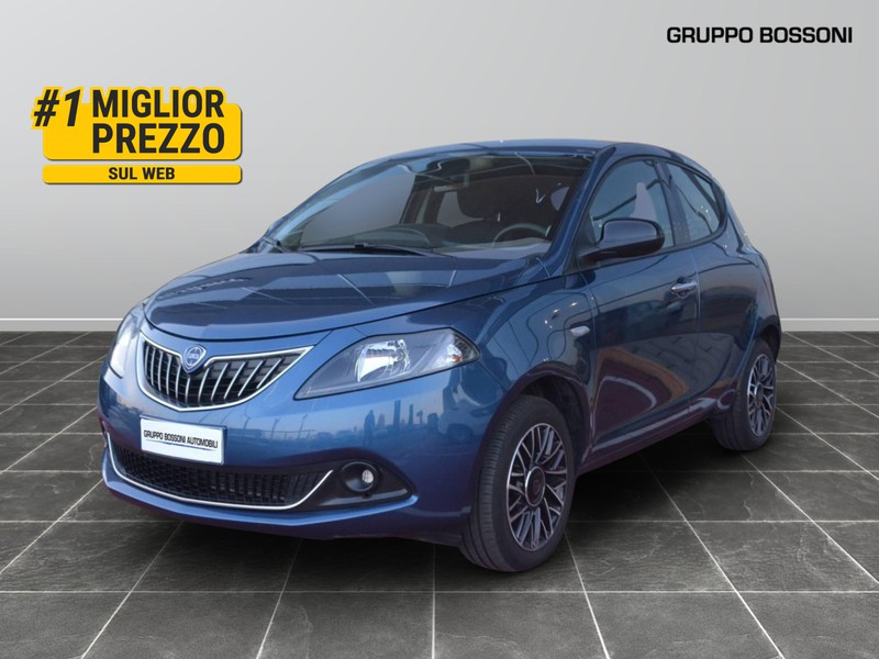 1 - Lancia Ypsilon 1.0 firefly hybrid 70cv platino s&s