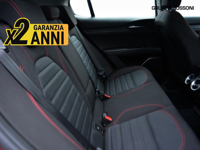 7 - Alfa Romeo Stelvio 2.2 turbo 190cv business q4 at8